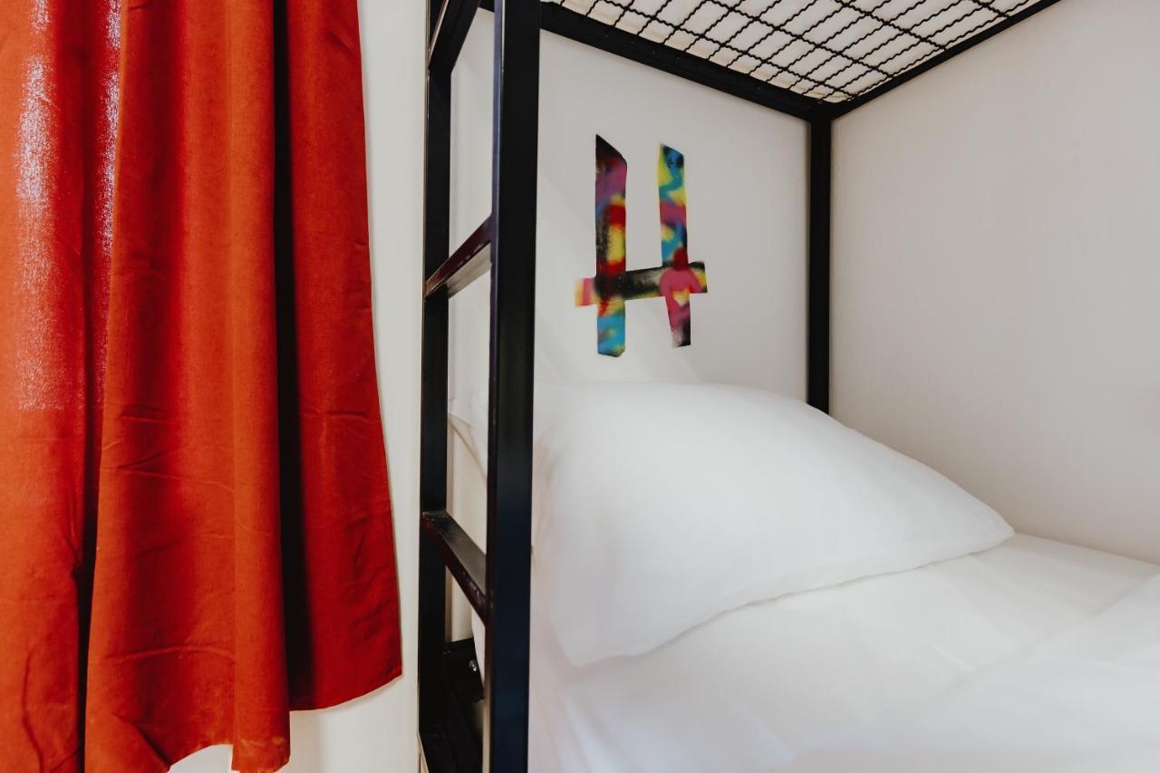 Party Hostel Zzz Ljubljana Ngoại thất bức ảnh