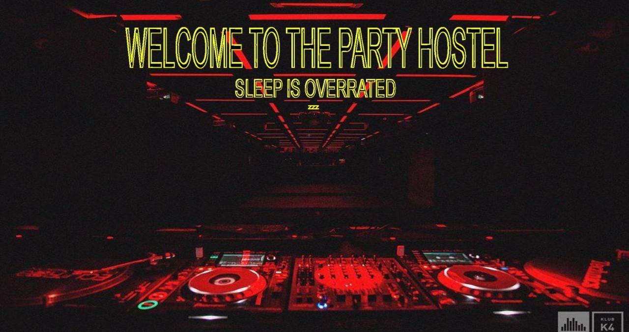 Party Hostel Zzz Ljubljana Ngoại thất bức ảnh